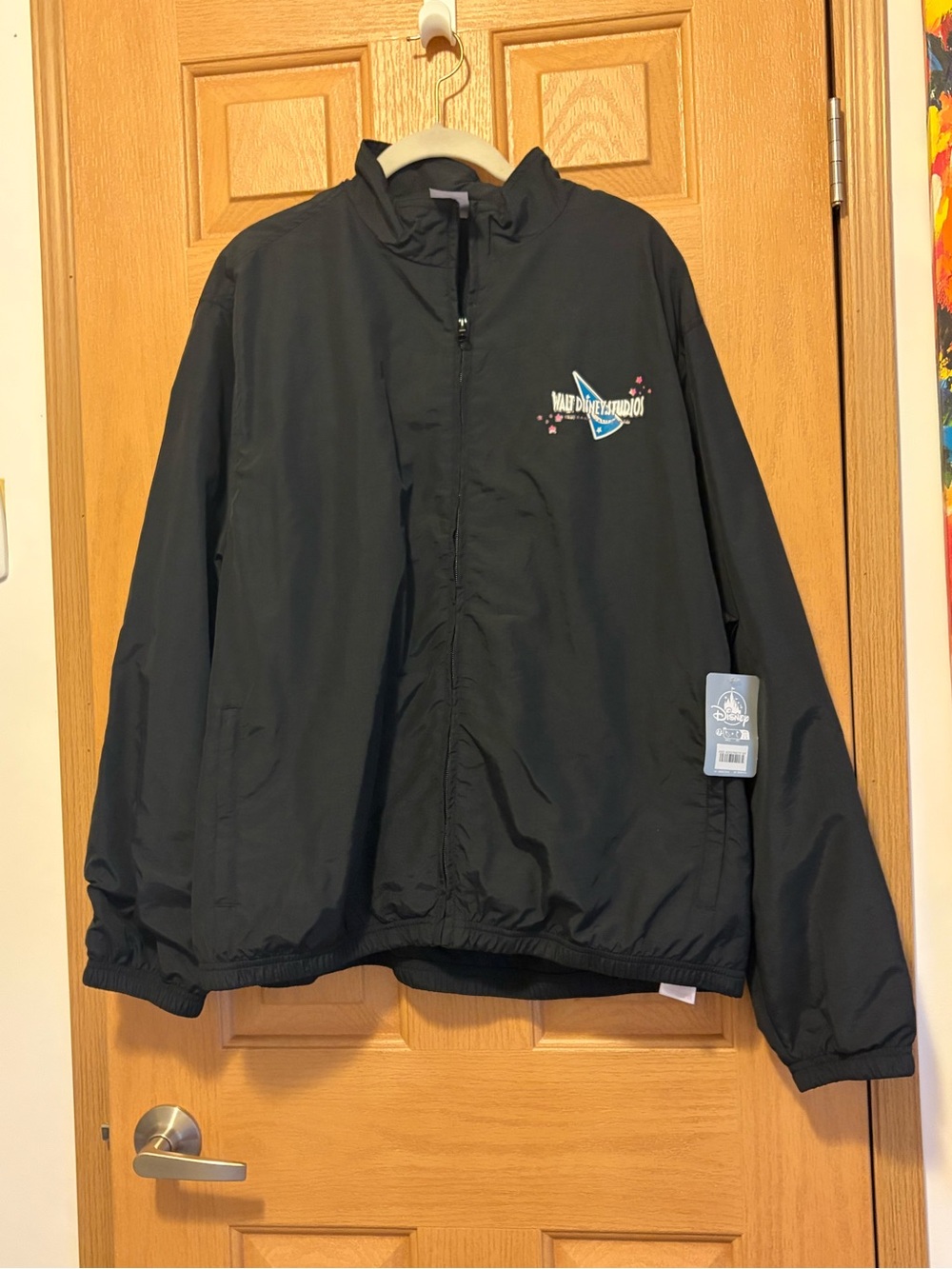 Disney brand Black Men's Lightweight Zip Jacket Size Large